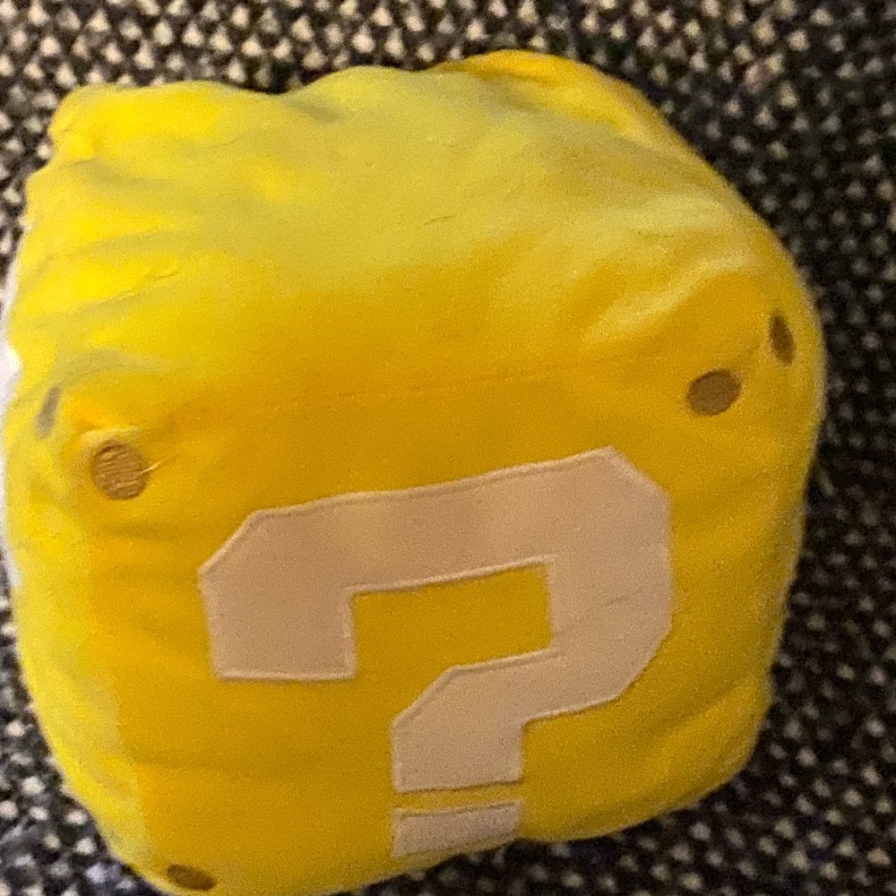 Nintendo Super Mario needs new batteries Block Video game Stuffed Animal Gold